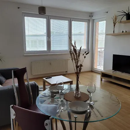 Apartman Neva Sered Apartamento Sered'