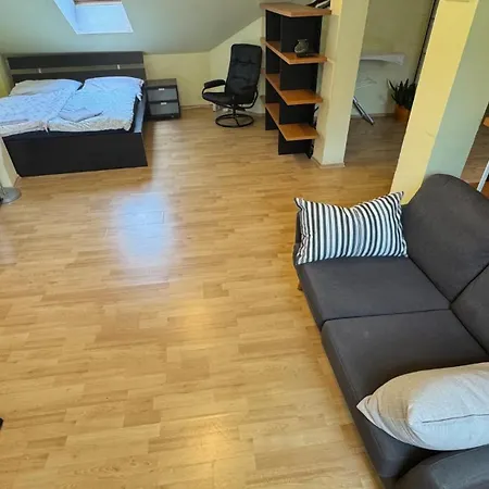 Center-big-apartman-110m2-tv-internet * Bratislava