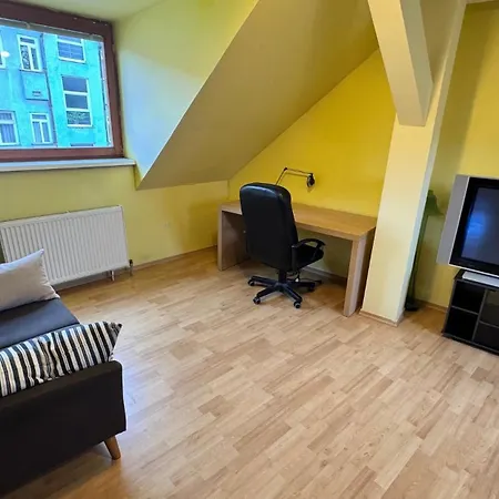 Center-big-apartman-110m2-tv-internet Bratislava